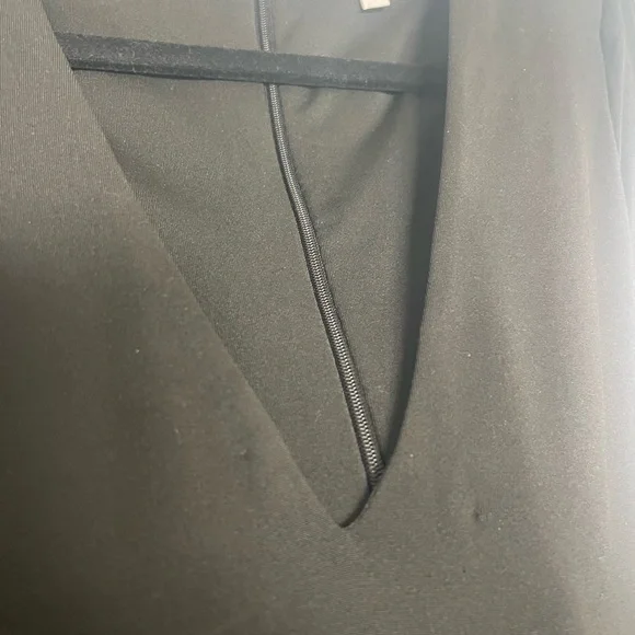 Superdown Martyna deep v dress - Picture 3 of 4